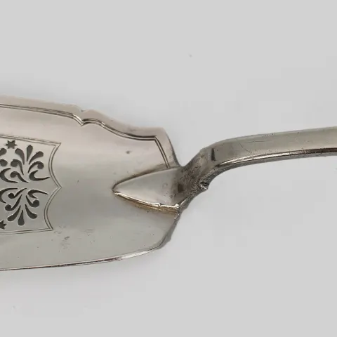 Georgian Solid Silver Fish Slice London 1824