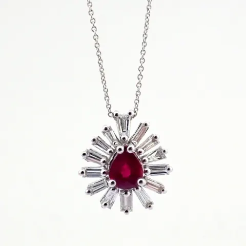 An Exquisite Necklace Detailed With Ruby and Brilliant Diamonds