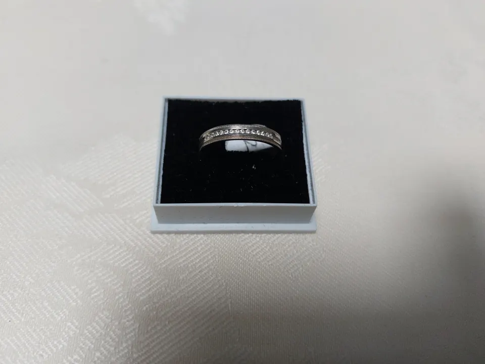 Silver channel set wedding/eternity ring size M 225