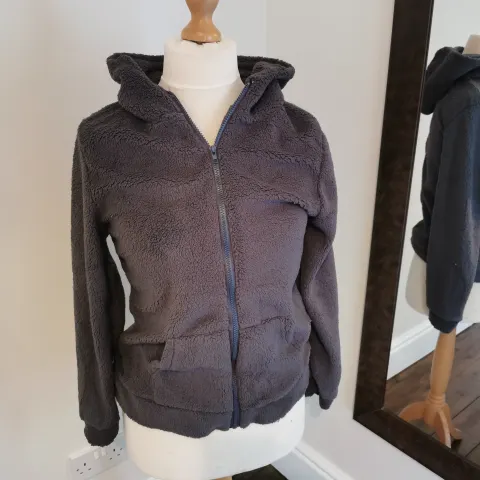 Lot of 42 Fleece Tops