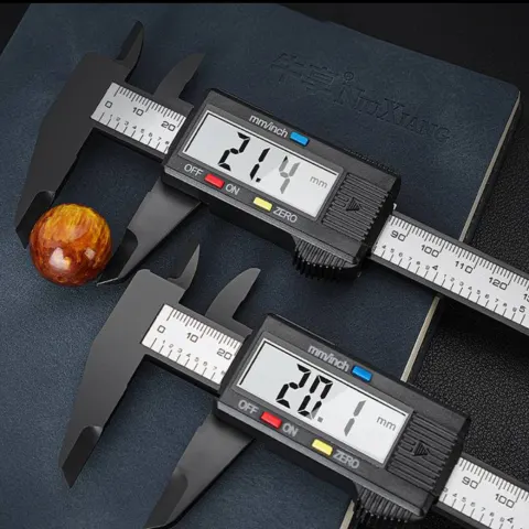 Digital Calliper Measuring Tool Electronic Micrometre Calliper Micrometre Ruler With Large LCD SCRE.