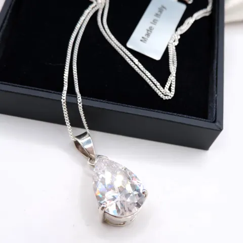 Sterling Silver 17CT White Zircon Solitaire Pendant Necklace New With Gift Box