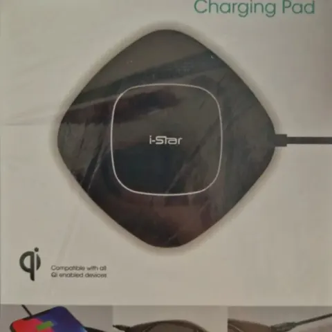 I-STAR FAST WIRELESS PHONE CHARGING PAD 10W QI CHARGING Base