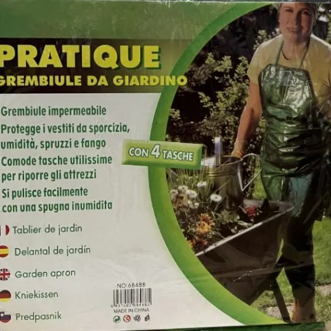 60 x Garden Aprons L30a