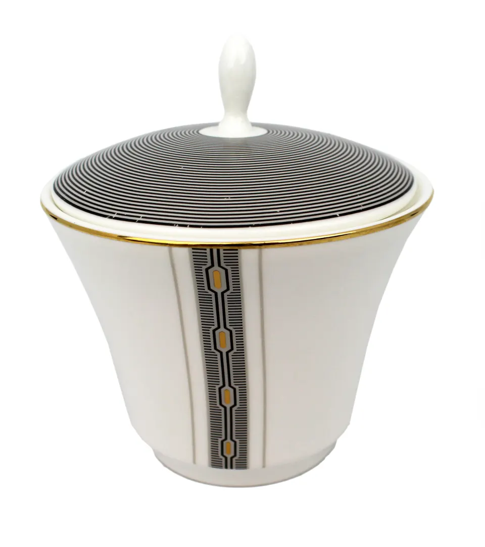 Wedgwood Plaza Lidded Vase & Plate