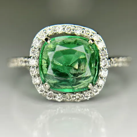 Beautiful 1.69 CT Natural Emerald Ring With Natural Diamonds & Platinum 950