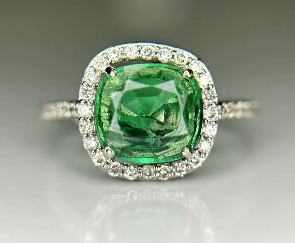 Beautiful 1.69 CT Natural Emerald Ring With Natural Diamonds & Platinum 950