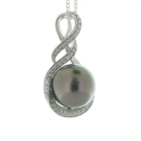 18ct White Gold Diamond and Pearl Drop Pendant (PL1.00) 0.21 Carats