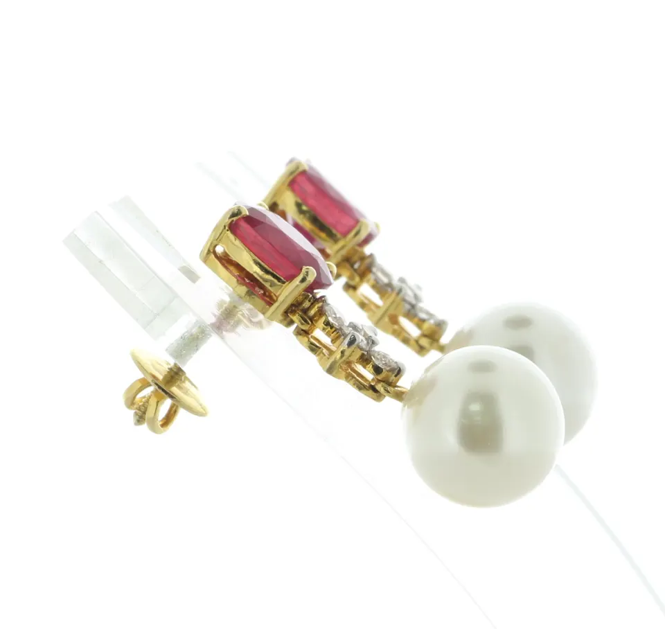 18ct White Gold Ladies Dress Diamond, Pearl And Ruby Earring (R2.40) 0.40 Carats