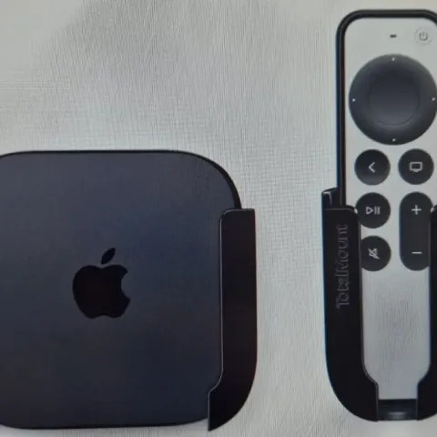20 X Apple TV Innovelis TotalMount Pro System Bonus Pack Remote Holder Wall