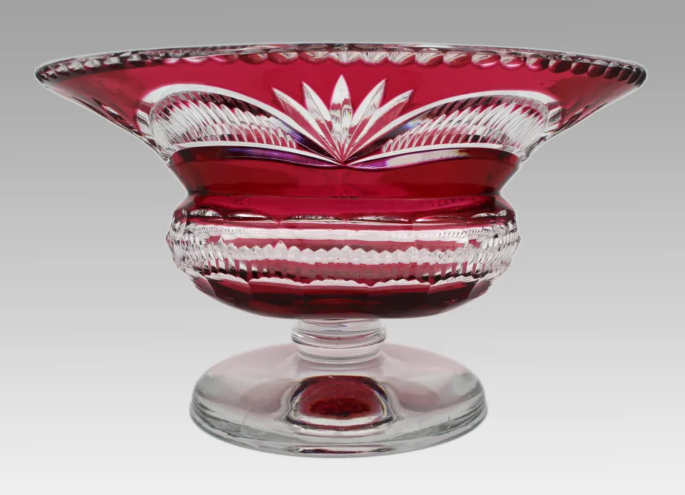 Vintage Ruby Overlay Cut-to-Clear Crystal Centrepiece Vase