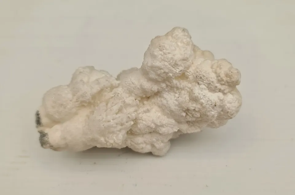 Collectable Minerals Fluorescent Aragonite
