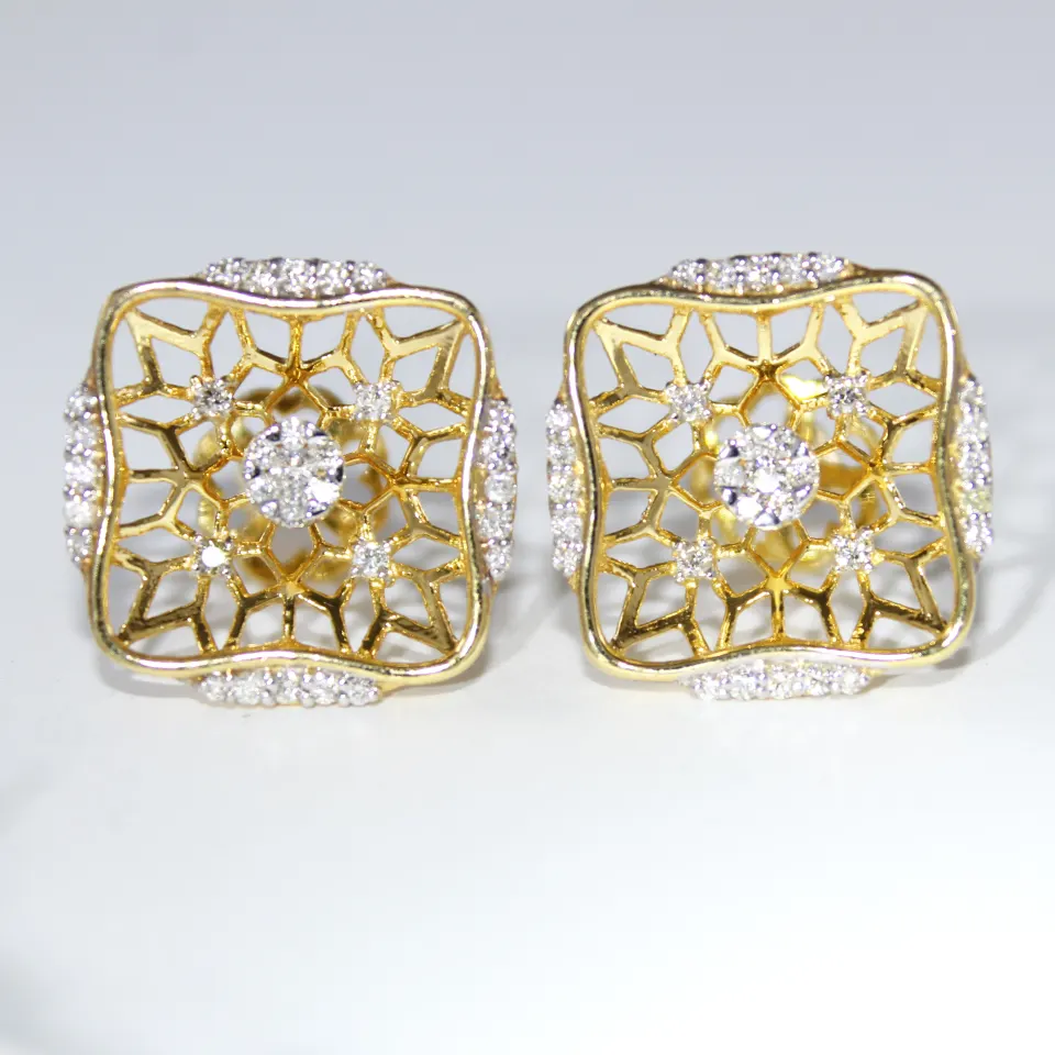 14 K / 585Yellow Gold Diamond Earrings