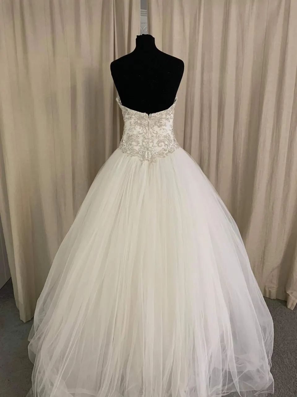 Ladybird Bridal Style 218003 size 14 to 16 Ivory ballgown wedding dress