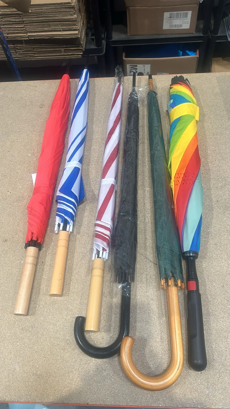 100 Pcs Assorted Premium Quality Umbrella Selection