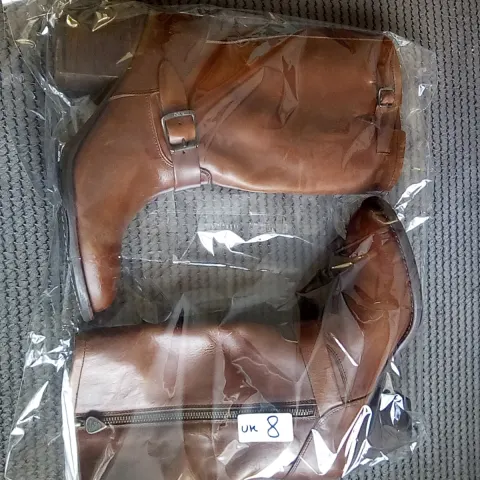 Brand New Brown Heeled Boots Size 8