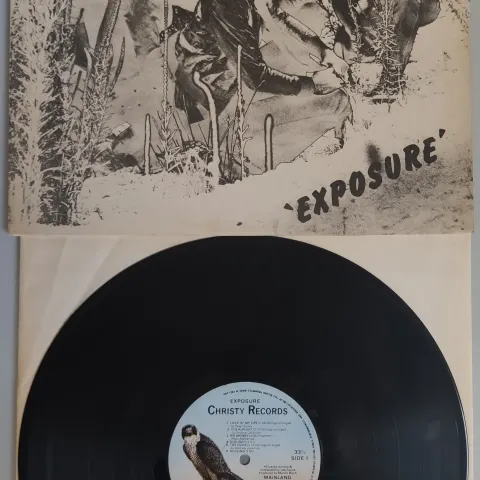 Mainland – Exposure Vinyl LP – UK 1979 Very First Pressing. Autographed by 4 the four band members.