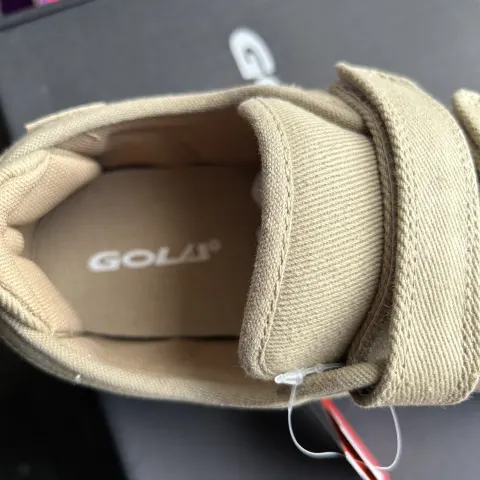 Gola Canvass Trainers