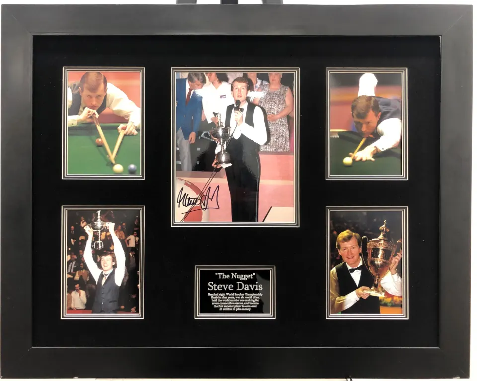 STEVE DAVIS framed original signature presentation.