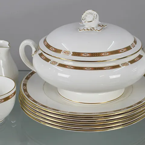 Royal Worcester Grosvenor White & Gold Part Dinner Service