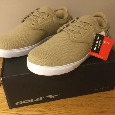 Gola “Panama” Mens Wide Fit Trainers, Size 7, Taupe/White - New RRP £36.00