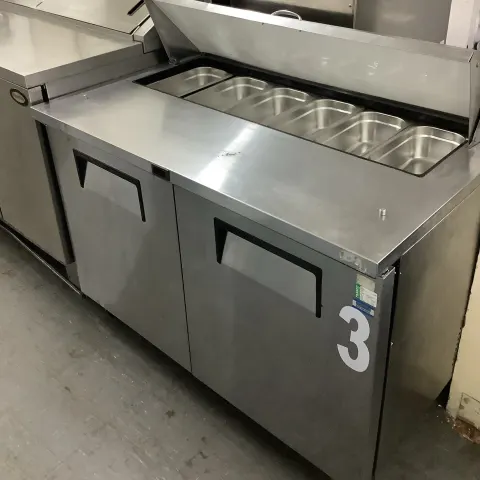 2 Door True Pizza Topping Fridge Tested