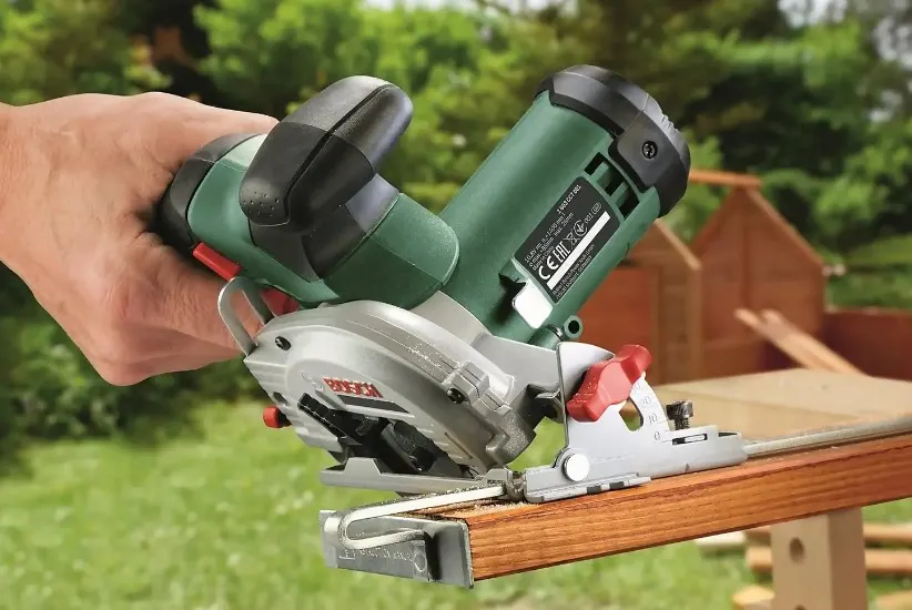 (158/Mez) RRP £99.  Bosch Universal Circ 12 Cordless Circular Saw. (No Battery Or Charger In Lot).