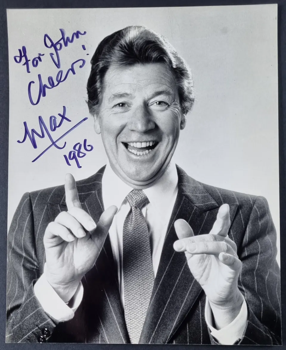 Max Bygraves Original Signature