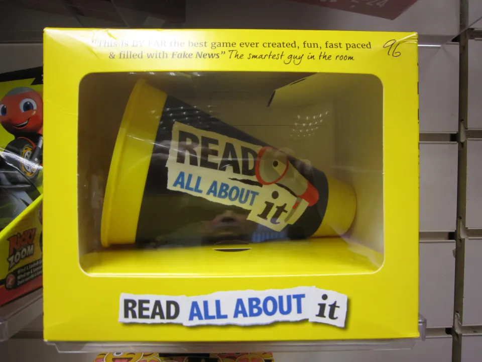 100pcs brand new Read all about it board game rrp £9.99