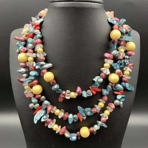 Beautiful Clear Quartz With Color Pearls, coral & Fashion Beads Necklace.