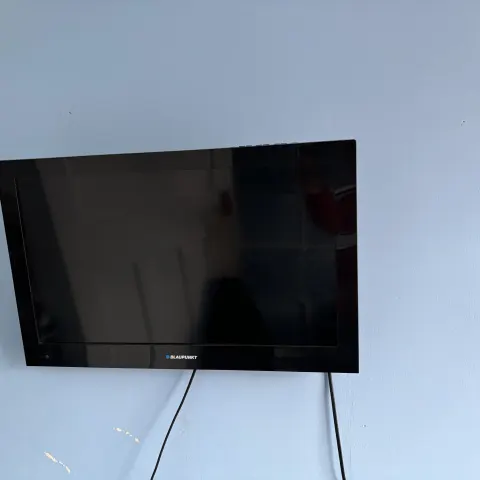 Blaupunkt TV No Remote UNTESTED
