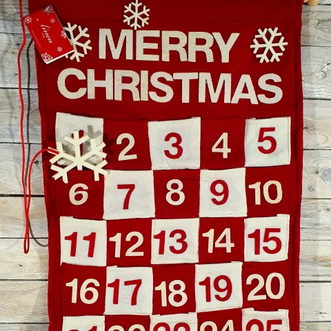 Giant Fabric Snowflake Advent Calendar with Pockets. 70cm x 45cm