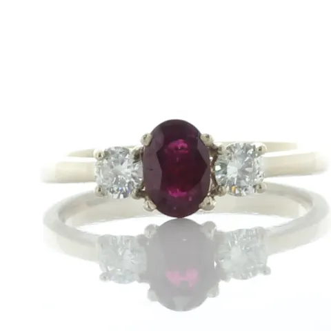 18ct Yellow Gold Three Stone Oval Cut Diamond And Ruby Ring (R0.51) 0.26 Carats