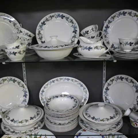 Royal Doulton Burgundy Pattern Dinner Service
