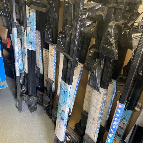 12 Sets of Various Supra Roof Bars
