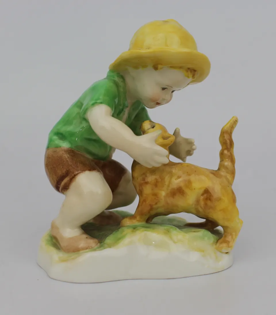 Royal Worcester Figurine Snowy