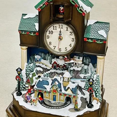 Musical Christmas Village Scene Cuckoo Clock With LED Lights & Sounds New Sealed Box