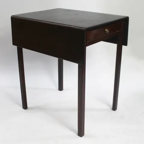 Georgian Mahogany Pembroke Table