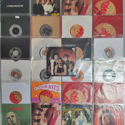 A Lovely Collection of 25x Queen and Related 7” Vinyl Singles