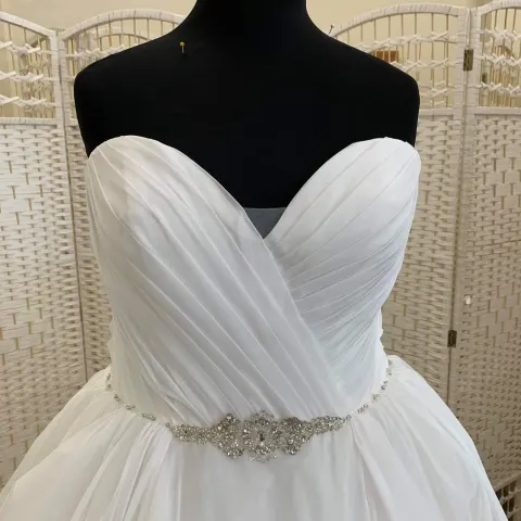 Marys Bridal Wedding Dress Size 16