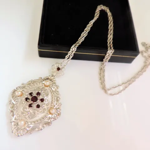 Sterling Silver Pearl & Garnet Pendant Necklace