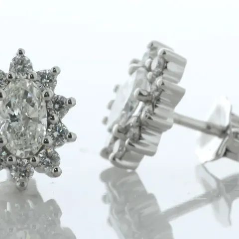 18ct White Gold Oval Cluster Claw Set Diamond Earring (0.63) 0.40 Carats