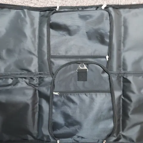 Garment Carriers Black