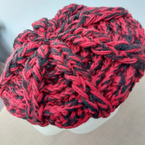 Selection of childrens hats, gloves and scarves.  Various colours.  Min 15 items