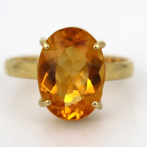 Vintage Topaz 18ct Gold Ring