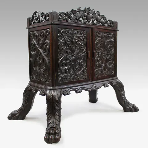 Fine Carved Early 19th c. Chinese Cabinet