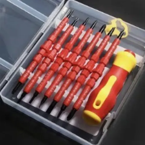 Professional 7-In-1 Interchangeable Screwdriver Set – Multi-Function Electrician Tool Kit With Porta