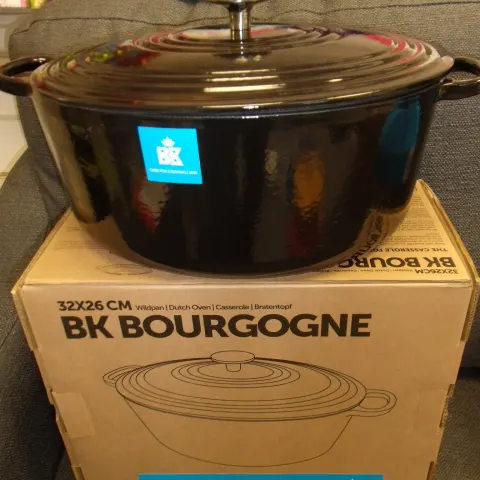 1pc Heavy Duty Premium Cast Iron 32cm BKK cooking pot in black - rrp £89.99