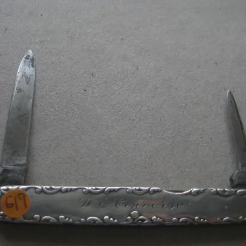 George V Silver Hafted Twin Steel Bladed Folding Penknife