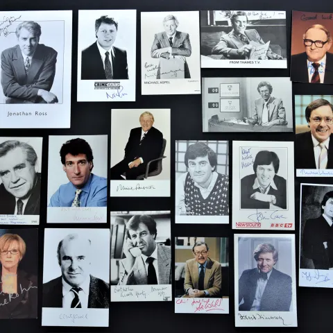 TV CHAT/SHOW PRESENTERS Original signatures